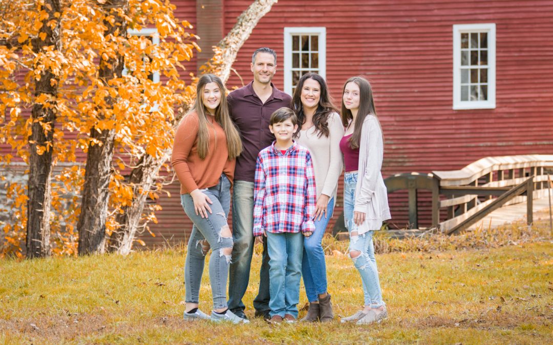 9 Reasons Why a Fall Family Photoshoot is a Good Idea